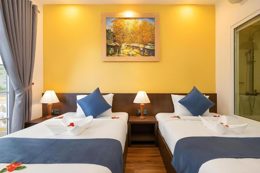 TRIPLE Riverside Villa Hotel HoiAn Hoi An Exterior foto